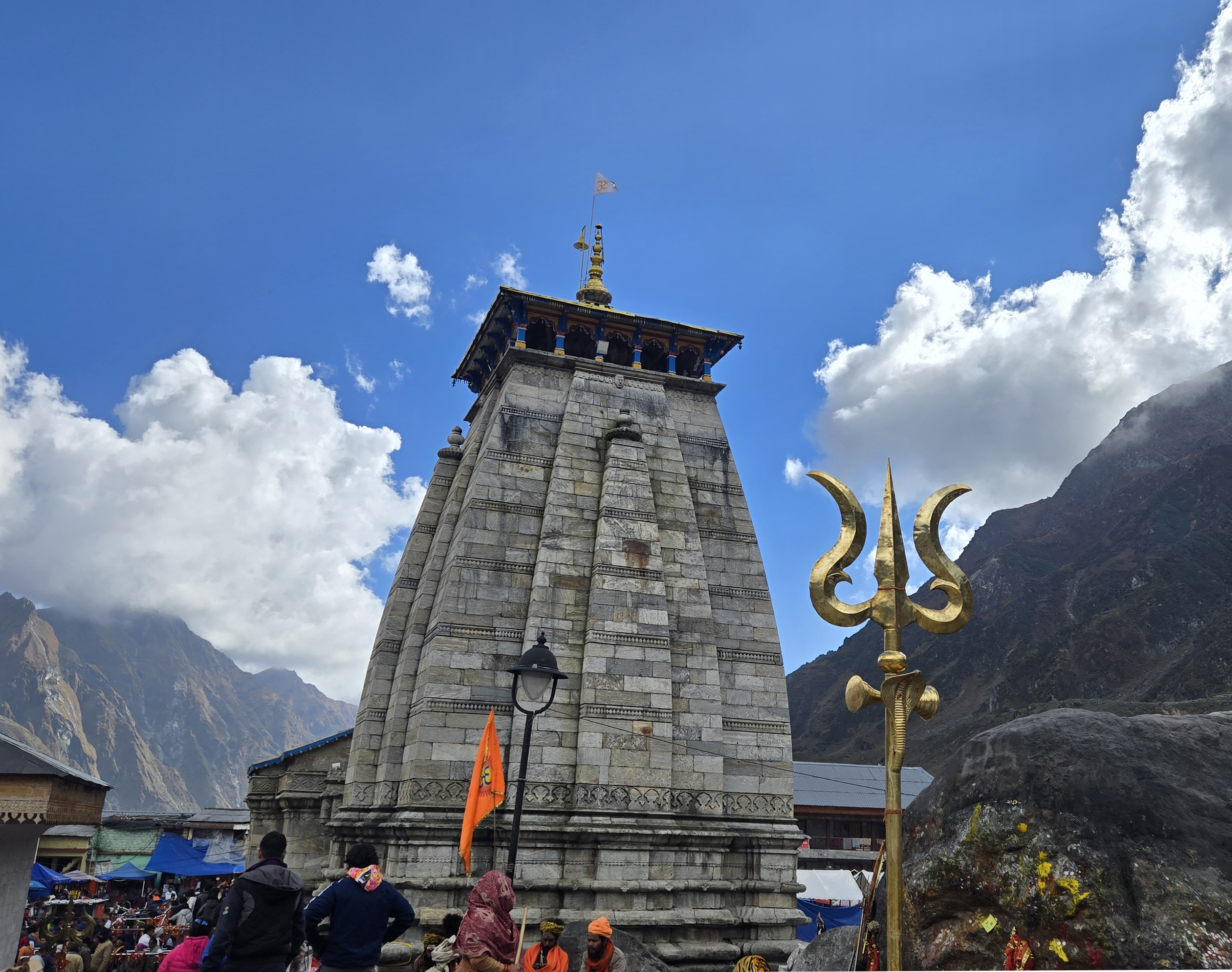 Kedarnath temple with golden trishul, Himalayas